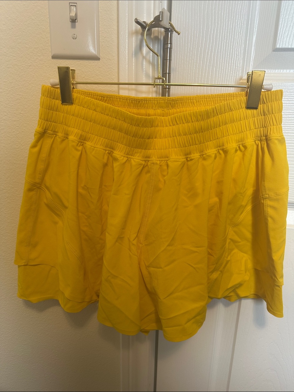 Lululemon Shake It Out High-Rise

Running Short 2.5"
